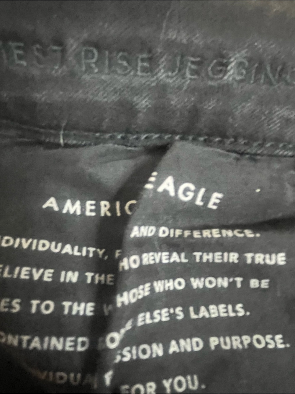 AEO Women’s High-Rise Black Skinny Jeans Sz 12 - Picture 6 of 7
